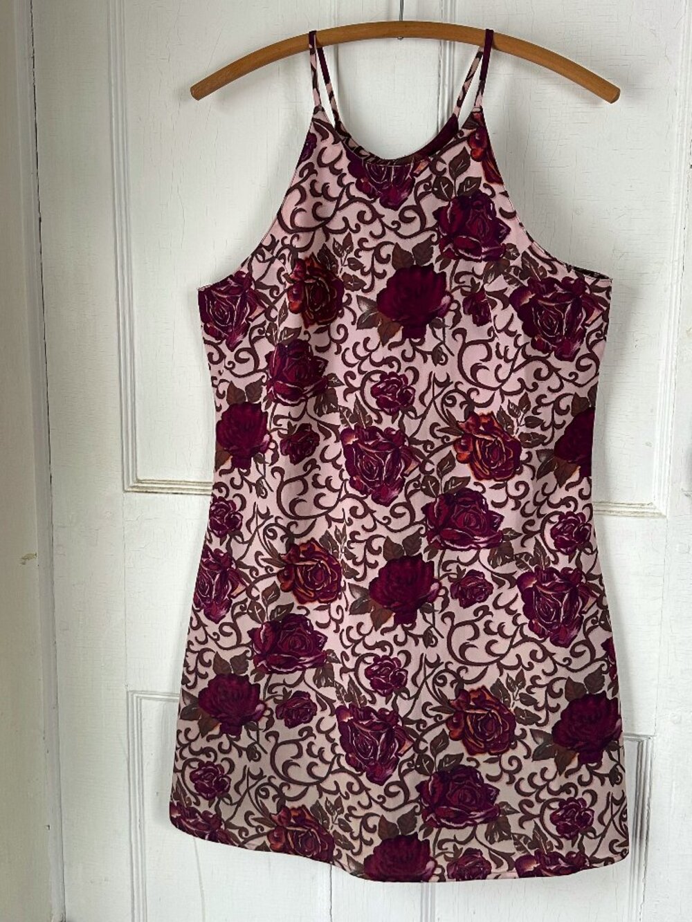 pretty summer floral dress size 6? pink roses